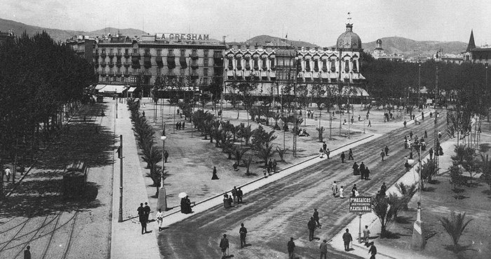 История центральной площади Барселоны
